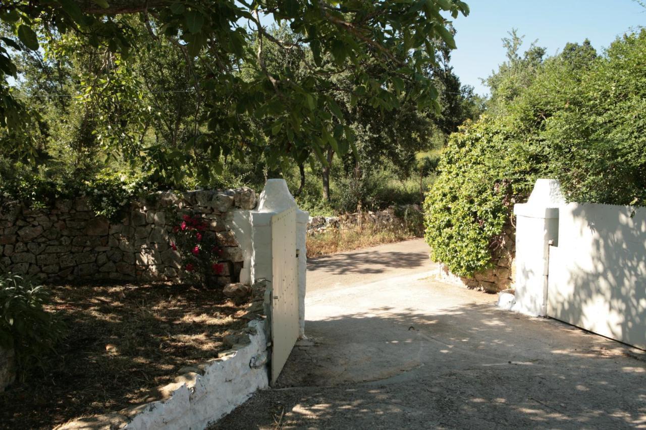 Trullo Martumè Villa Cisternino Bagian luar foto